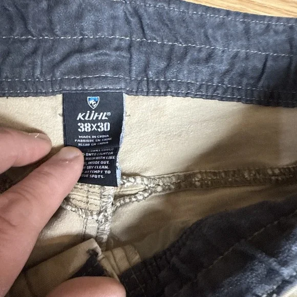 Kuhl Men's Tan Canvas Cargo Hiking Pants - Size 38 x 30 - Picture 4 of 6